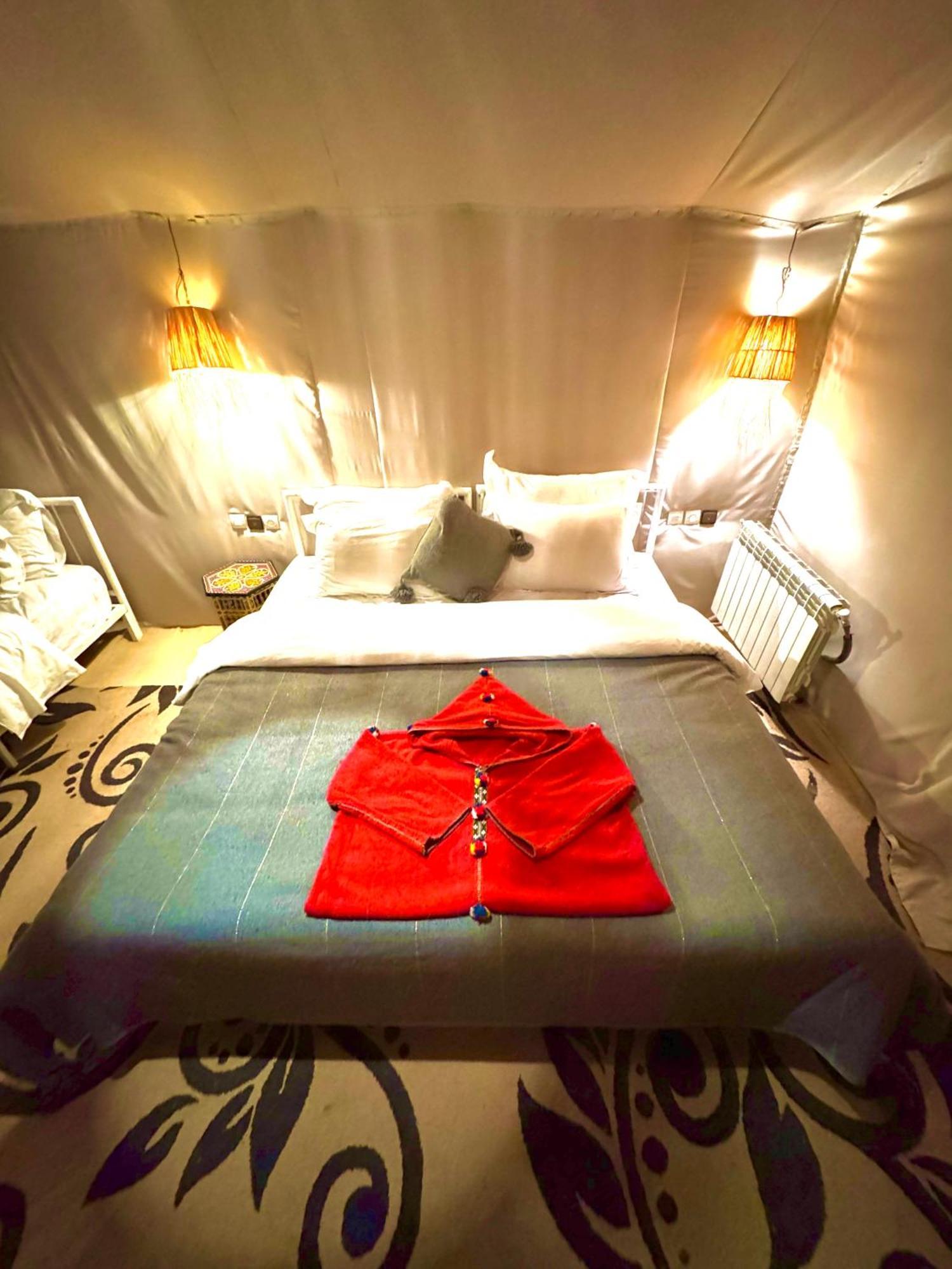 Sahara Vibes Luxury Camp Villa Merzouga Luaran gambar
